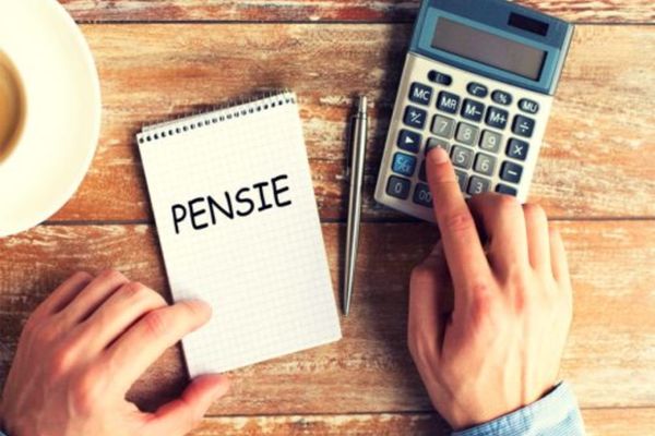 Pensionarii, din nou AMÂNAȚI! Ce se întâmplă cu majorarea de la 1 decembrie