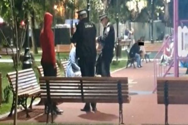 Târgoviște. Polițiștii locali au aplicat zeci de amenzi persoanelor care au recurs la fapte antisociale pe domeniul public