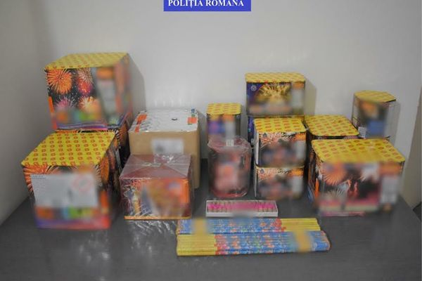 Captură impresionantă de petarde în Dâmbovița