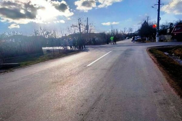 Dâmboviţa. Accident violent pe DN1A. Două persoane au fost transportate la spital