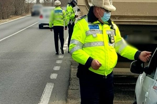 Razii ale polițiștilor din Prahova și Dâmbovița, pe drumurile naționale