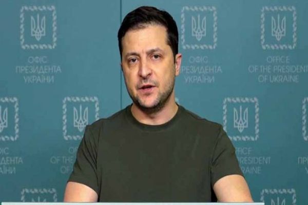 Preşedintele Ucrainei, Volodimir Zelenski, îndeamnă armata rusă „să lase armele şi să plece” şi solicită „aderarea imediată a Ucrainei” la UE 