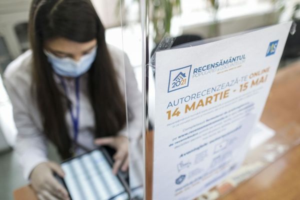 Câți români au ales să se autorecenzeze. Ce județe se află în top 