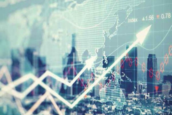 Tot mai mulți români investesc în piețele de capital - Cum îți poți asigura o pensie decentă din banii tăi