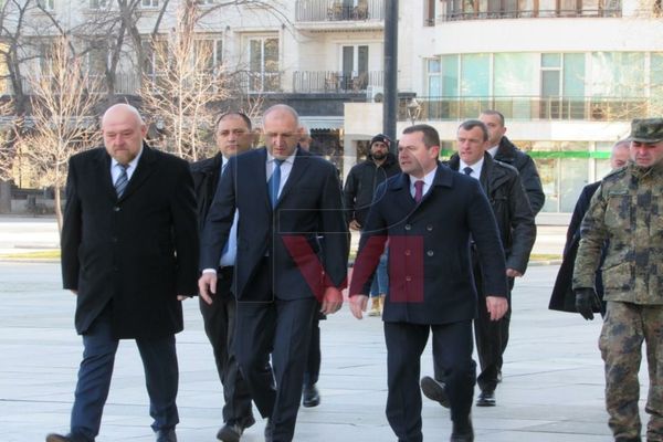 Bulgaria se oferă să găzduiască o întâlnire între Putin și Zelenski 