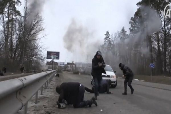 Focuri trase asupra grupurilor de civili care încearcă să plece din Irpin. Cel puțin trei morți, inclusiv doi copii