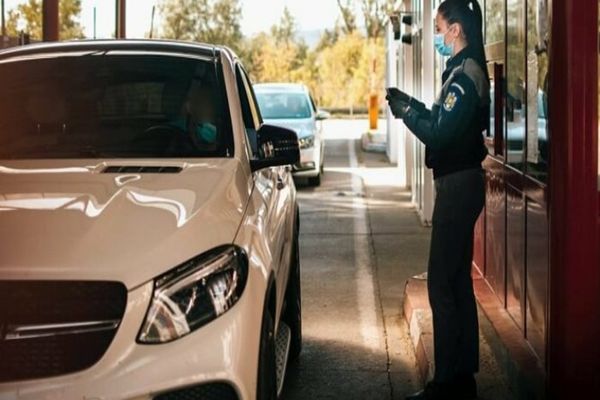  Bandă distinctă pentru persoanele vulnerabile, măsură în premieră adoptată de MAI în punctele de trecere a frontierei