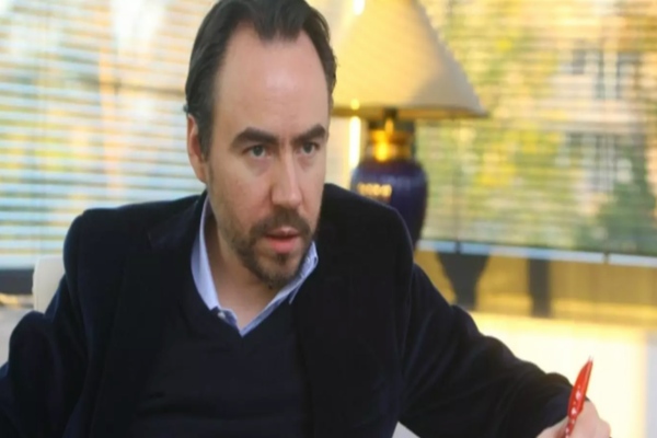 Bobby Păunescu: "Avem două tipuri de război: unul lângă România și unul cu dușmanul din interiorul României"