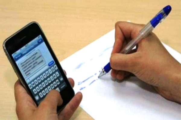 Doi elevi eliminați la simulările de la Bacalaureat în județul Dâmbovița