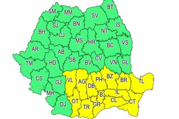 Cod galben. Averse, descărcări electrice, intensificări ale vântului, în sudul şi sud-estul ţării până duminică dimineaţă