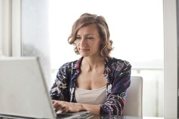 Activitatea PFA-urilor va fi recunoscută ca vechime în muncă. Legea, promulgată de președintele Klaus Iohannis