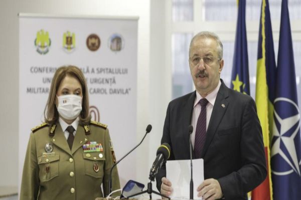 Vasile Dîncu la Realitatea Plus: Avem nevoie de submarine în Marea Neagră, s-a umplut de "rechini"