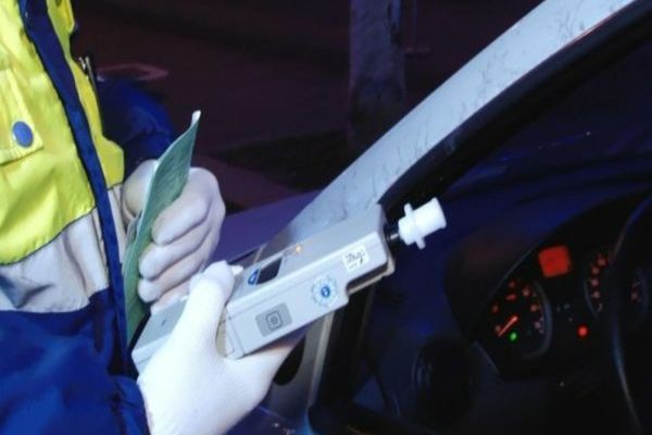 Dâmbovița. Tânăr prins băut la volan de două ori în aceeași zi