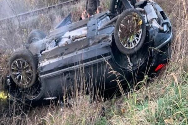 Accident grav la Mătăsaru, pe DN 7. Două persoane au avut nevoie de îngrijiri medicale