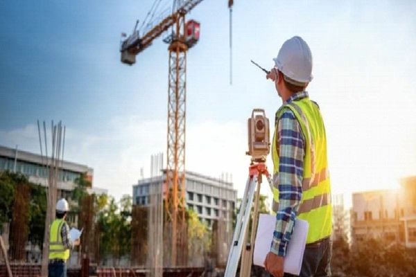 S-au semnat primele contracte prin PNRR. Nicolae Ciucă: „Susțin extinderea acestui model de bune practici în administrația centrală”