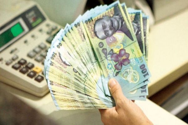 Anunț pentru românii care au credite în lei. ROBOR la 3 luni crește accelerat