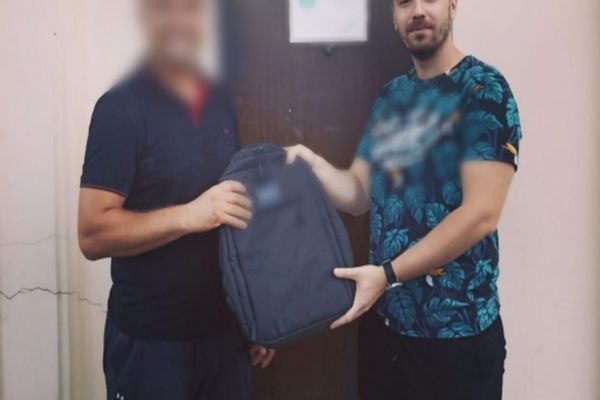 Un bărbat din Găești care pierduse un rucsac cu 37.000 lei pe stradă a reuşit să-și recupereze banii