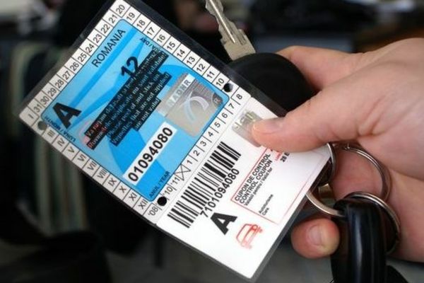 Atenție, șoferi! Țeapă cu roviniete în mediul online