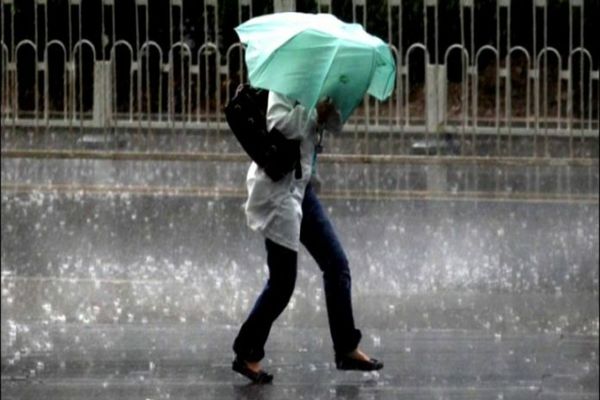 Atenționare meteo în Dâmbovița! Cod galben de ploi torențiale, vijelii și grindină
