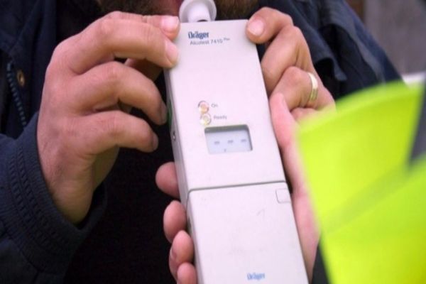 Trei șoferi beți, prinși la volan pe drumurile din Dâmbovița