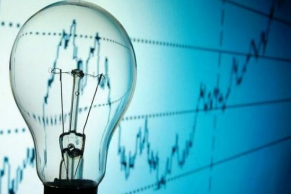 Măsuri adoptate la Bruxelles: Românii, obligați să consume mai puțin cu 5% în orele de vârf