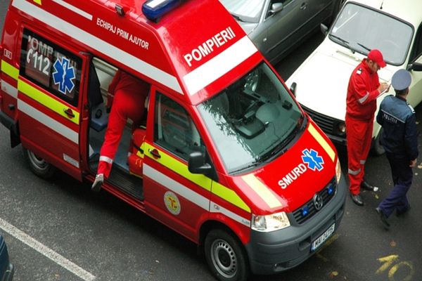 Accident grav în Dâmbovița! Un copil a fost transportat de urgență la spital