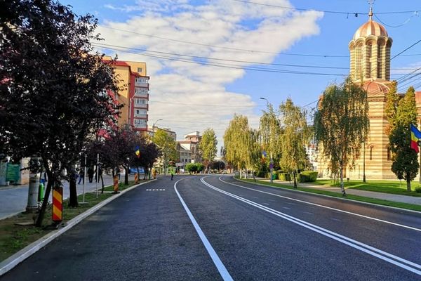 Bandă dedicată transportului în comun în Târgovişte