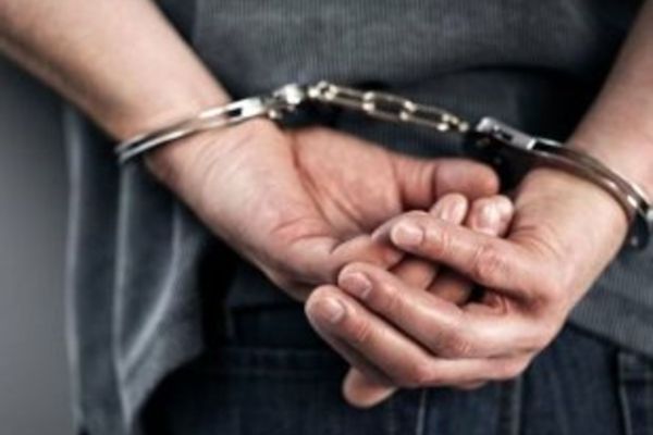 Dâmboviţa. Bărbat reţinut pentru tâlhărie calificată