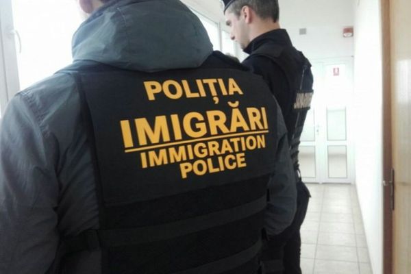 Femeie din Sri Lanka, depistată cu ședere ilegală în Dâmbovița
