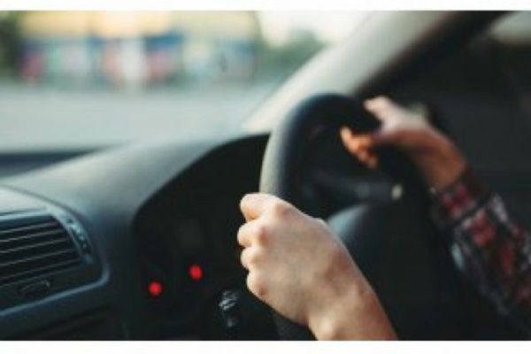 Tânăr depistat la volan, drogat și fără permis pe străzile din Târgovişte