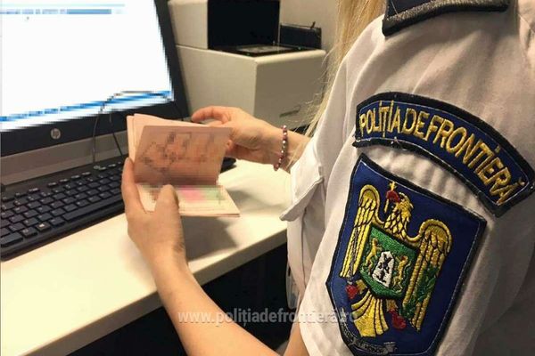 Documentele false depistate pe aeroporturi, la controlul de frontieră, în creştere