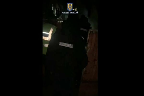 Percheziții în Dâmbovița la doi bărbaţi acuzaţi că ar fi comis un furt în Prahova