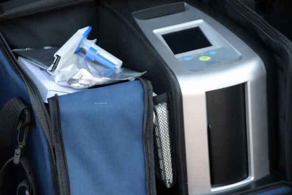 Un tânăr din Dâmbovița a fost prins drogat, la volan, pe Valea Prahovei