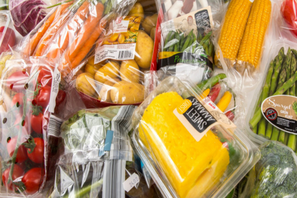 Ambalajele pentru fructe si legume vor fi interzise. Norme noi la nivelul UE pentru reducerea deșeurilor