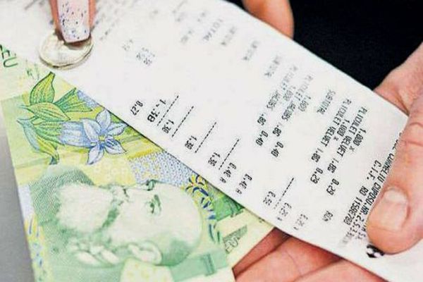 A fost promulgată legea bacșișului – Va fi de maxim cinsprezece la sută din valoarea consumației