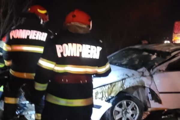 Un șofer beat din Dâmbovița s-a răsturnat cu mașina pe un drum din Prahova