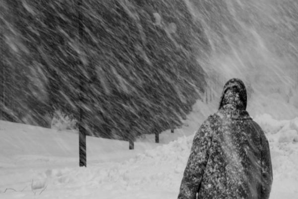 Atenționare meteo de vreme rea: Ninsori și viscol în zona de munte din 14 județe