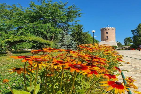 Complexul Național Muzeal „Curtea Domnească” Târgoviște anunţă trecerea la programul de vară