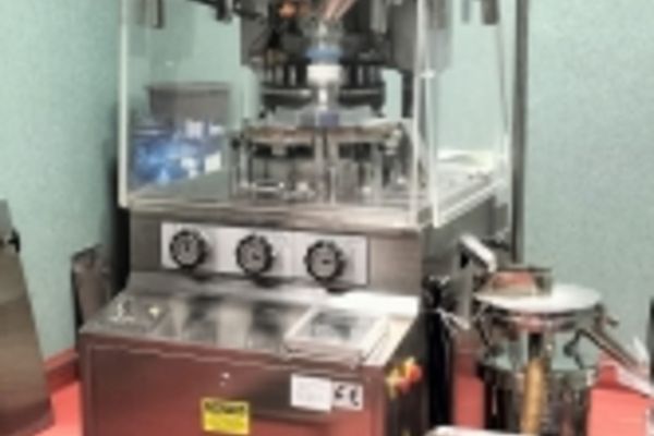 Cea mai mare grupare implicată în deturnarea de precursori şi producţia de metanfetamină din Europa, destructurată