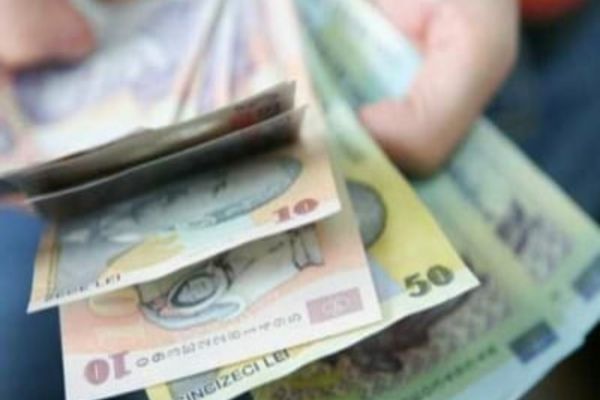 Decizie revoltătoare a Guvernului: ia din fondul de rezervă ca să crească salariile bugetarilor. Cine va primi bani în plus