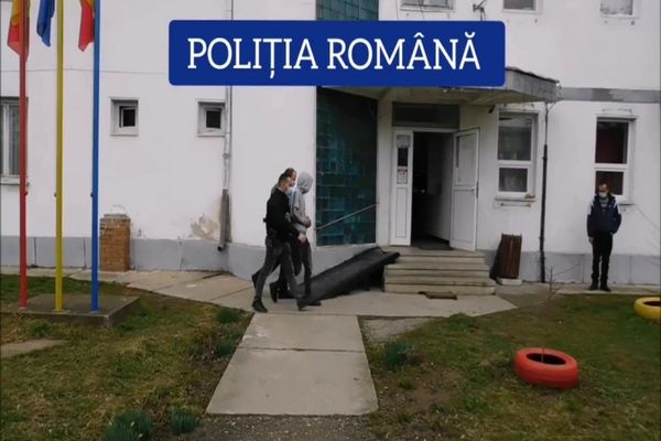 Percheziţii şi investigaţii, pentru destructurarea grupărilor de criminalitate organizată