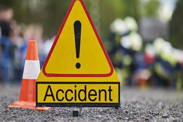 Dâmboviţa. Un şofer beat a provocat un accident soldat cu pagube materiale