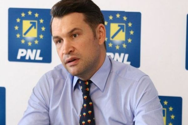Salarii înghețate pentru parlamentari și miniștri în 2024 - Ionuț Stroe, anunț despre majorările pentru aleșii locali