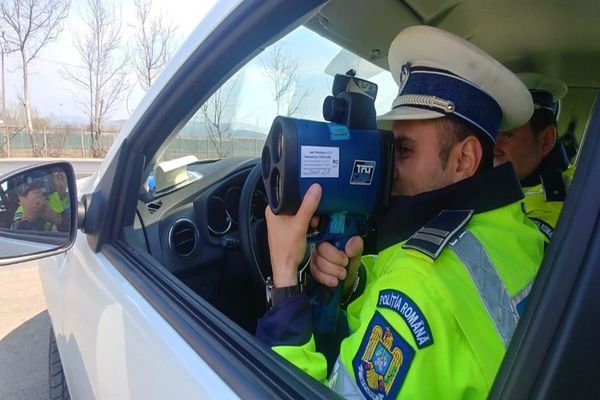 ROADPOL – SPEED aproape 25.000 de șoferi au depășit viteza legală într-o săptămână 