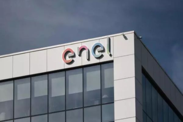 Enel pleacă din România. Ce înseamnă pentru abonați preluarea de către o companie grecească?