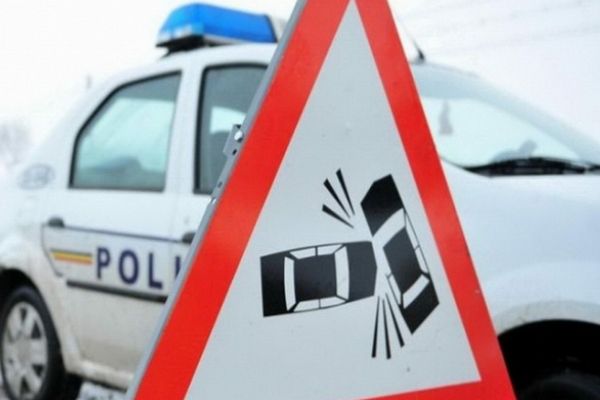 Dâmboviţa. Accident rutier pe Autostrada A1, la kilometrul 73, între două autotrenuri