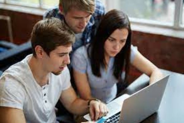 Admitere la LICEU 2023. Rezultatele repartizării computerizate în clasa a IX-a vor fi publicate miercuri