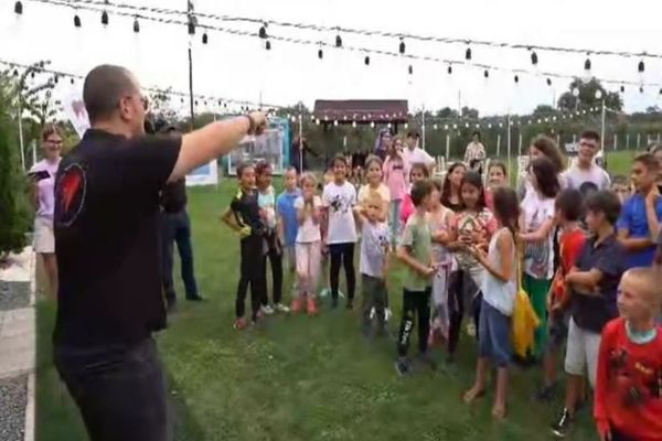 Eveniment inedit organizat de oameni cu suflet mare: Crăciunul de vară, ediția a 2-a