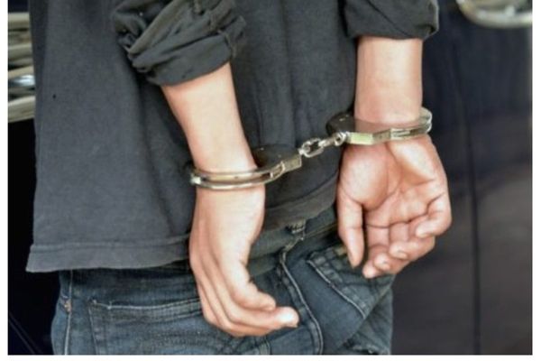 Dâmboviţa. Bărbat reținut după ce a provocat un scandal într-un bar din comuna Braniştea