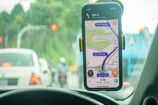 Aplicația Waze elimină una dintre cele mai folosite opțiuni